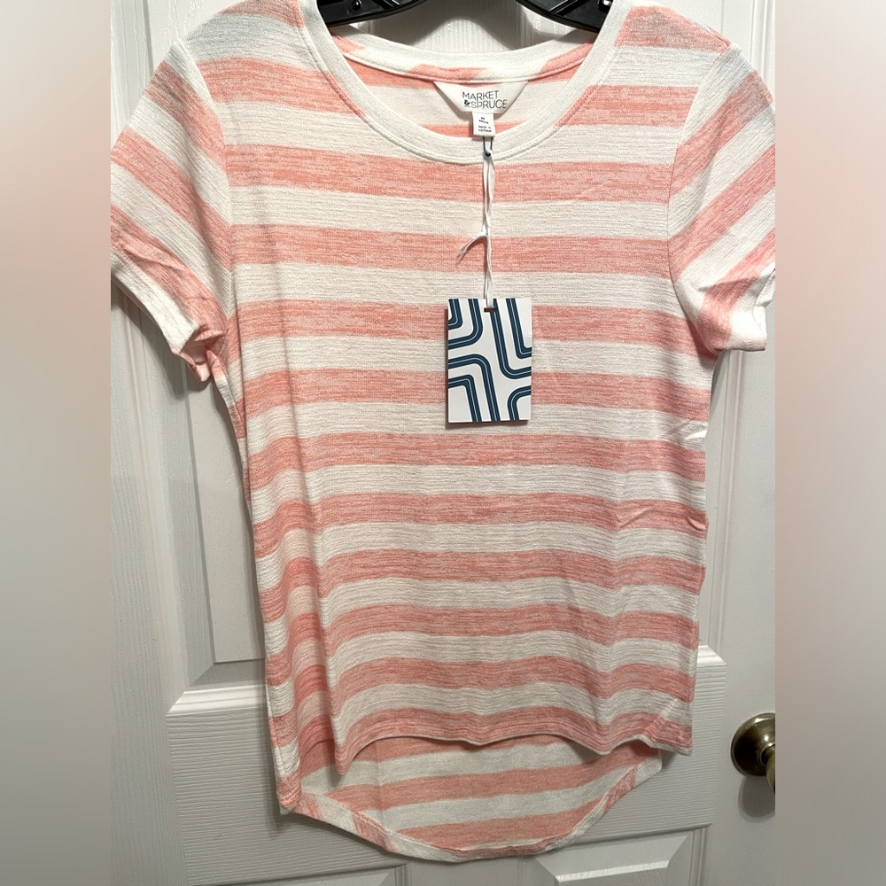 The softest shirt ever! New with tags XXS petite